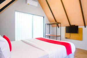 RedDoorz at Pondok Palma Villa