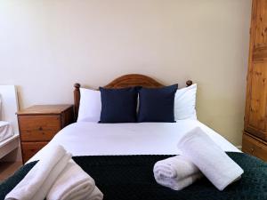 Three Bedroom House Near London Bridge