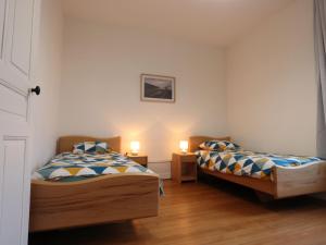 Appartements Appartement spacieux a Luneville, proche des attractions - FR-1-584-366 : photos des chambres