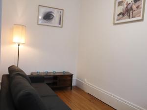 Appartements Appartement spacieux a Luneville, proche des attractions - FR-1-584-366 : photos des chambres