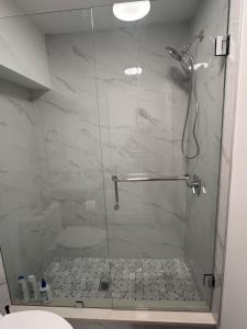 NEWLY BUILT Cozy Central 2-BR Hidden Gem