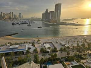 FIVE Palm Jumeirah Penthouse ,Full Sea & Marina View with Private Pool