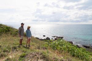 Bremer Island Banubanu Beach Retreat