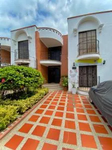 Cabo Hostel 366 - Mayapo