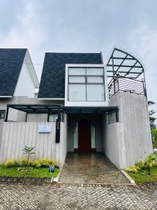 Embun Pagi villa - Habitat 110