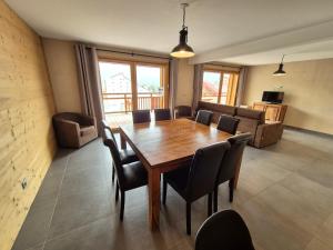 Appartement lumineux 3 pièces, proche des pistes, animaux admis - FR-1-811-23