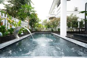 DELUXE VILLA 2 có 5 phòng ngủ trung tâm tp