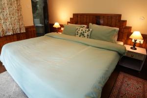 Rosette Cottage by EdenHomes