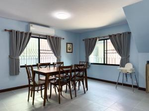 PuthHouse near golf 9 km to Airport&old city