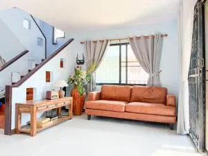 PuthHouse near golf 9 km to Airport&old city - Ban Yang Plao