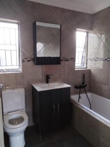 Reutlwane Gardens B&B