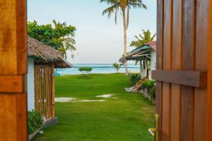 Katiet Beach Resort Mentawai, Lances Right HTS