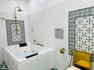 Moroccan Natural Hotspring Up to 30 guests