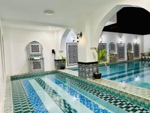 Moroccan Natural Hotspring Up to 30 guests
