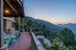 Flame of the Forest Valley view 2bhk cottage