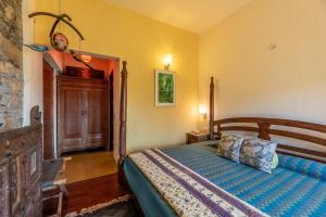 Flame of the Forest Valley view 2bhk cottage