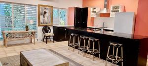 Beauty tiny Walk To Sea