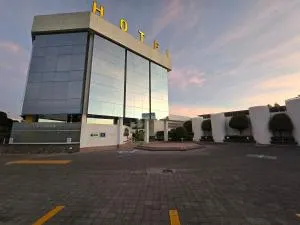 Hotel Alcampo - El Coyote