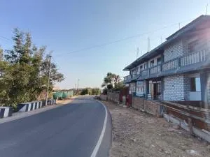 Hes-Perus Homestay - 乞拉朋齐