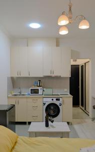 Cozy Studio Apartments