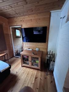 Winter Wonderland Cabin in Hmeenlinna, Finland