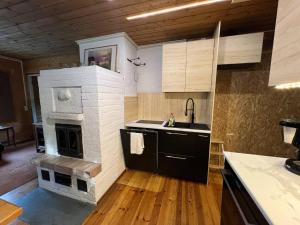 Winter Wonderland Cabin in Hmeenlinna, Finland