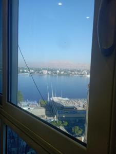 شقه على النيل