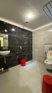 Hotel PRAKASHAM