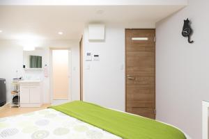 LUNA HOUSE 102 New Open near the station 30 sec