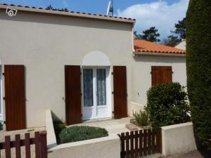 Appartements Duplex Brem Sur Mer Piscine Proximite Plage Parking 5 pers Max : photos des chambres