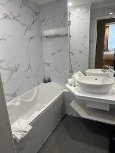 Hotels Maison LUTETIA R : photos des chambres