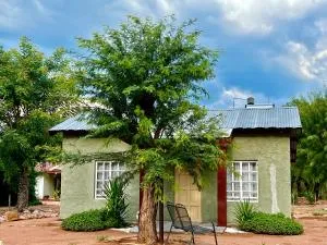 Abenab Lodge & Tours cc - Tsumeb