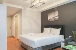 Cozy Studio at Mataram City Apartment By Travelio