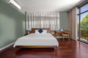 Private Riverside BBQ & Pool Villa Da Nang