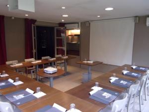 Hotels Campanile Hotel Chantilly : photos des chambres