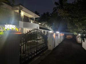 Pinkys Villa