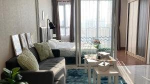 Beautiful Studio Room Near MRT