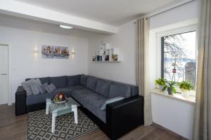 Apartment 4483-2 for 6 Pers in Kastel Kambelovac