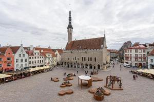 Apartment for 6 person with Raekoja plats view