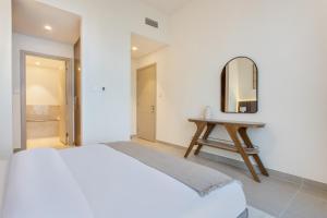 High Floor Apartment with full Burj Khalifa View, Opera & Fountain - Downtown Dubai - Forte Tower by Stayfinity