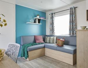 Campings BONNES VACANCES sur le CAMPING LE BOSC : photos des chambres