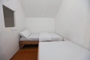 Batu Lawang Sikunir By Travelink