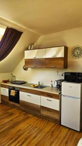 Jarina Apartman Aranyhíd