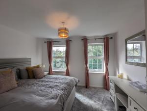 Spacious 4 Bed Gem near East Croydon Station