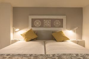 AoA Giralda Apartment