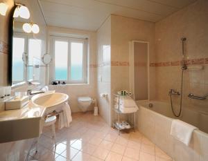 Suite with Balcony room in Best Western Hotel Bellevue au Lac
