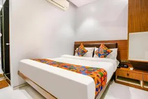 Glitz Hotels Powai Inn Nr IIT - POWAI - Ghansoli