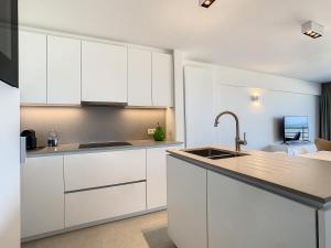 Appartement Beloved De Panne with Seaview