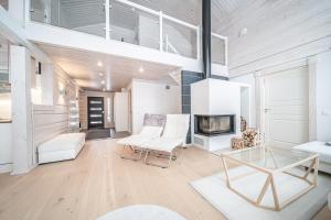 Villa Swan by Aavalevi