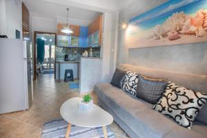Blue Orchid Family Apartment with Balconies, Kallithea